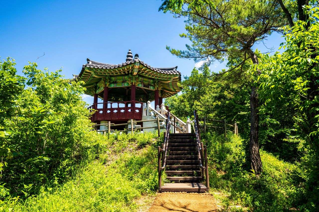 봉명산 출렁다리