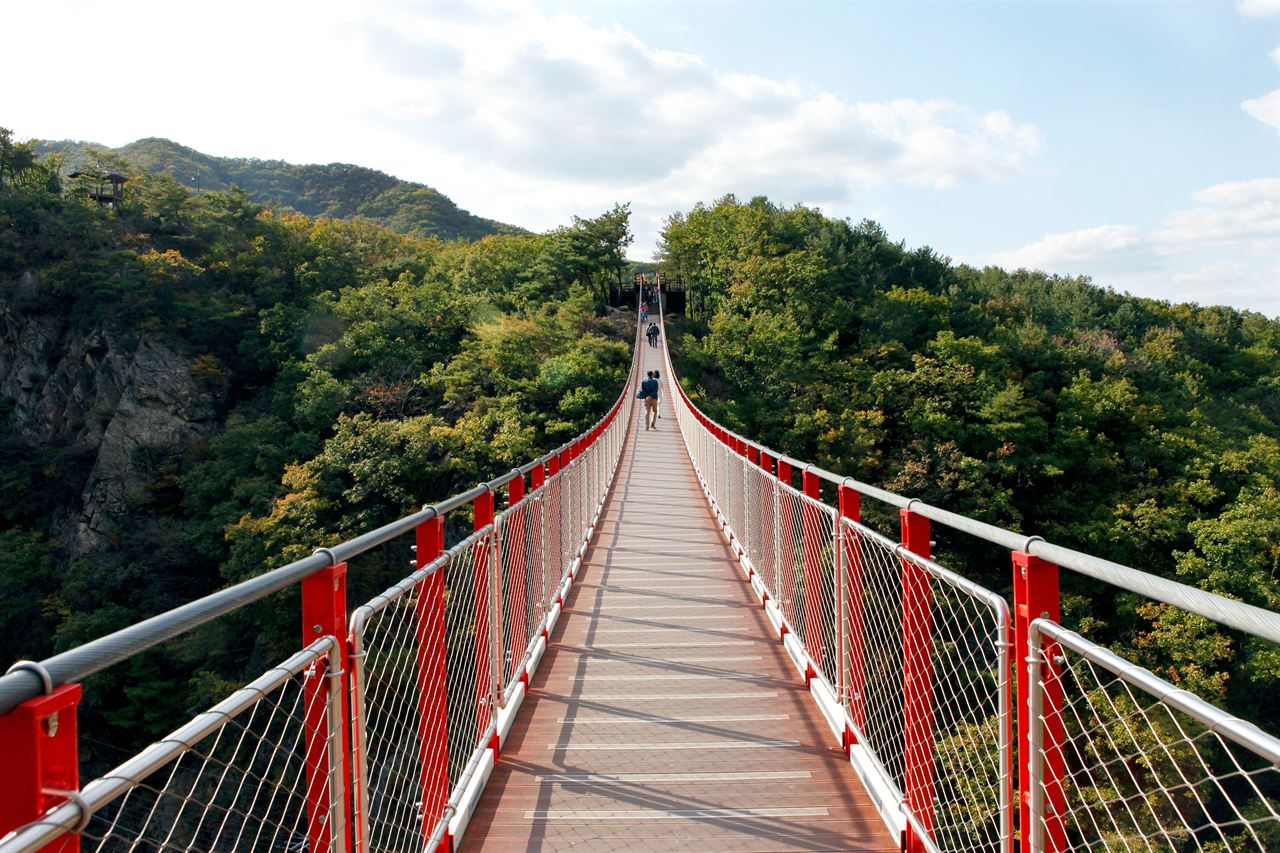 감악산 출렁다리