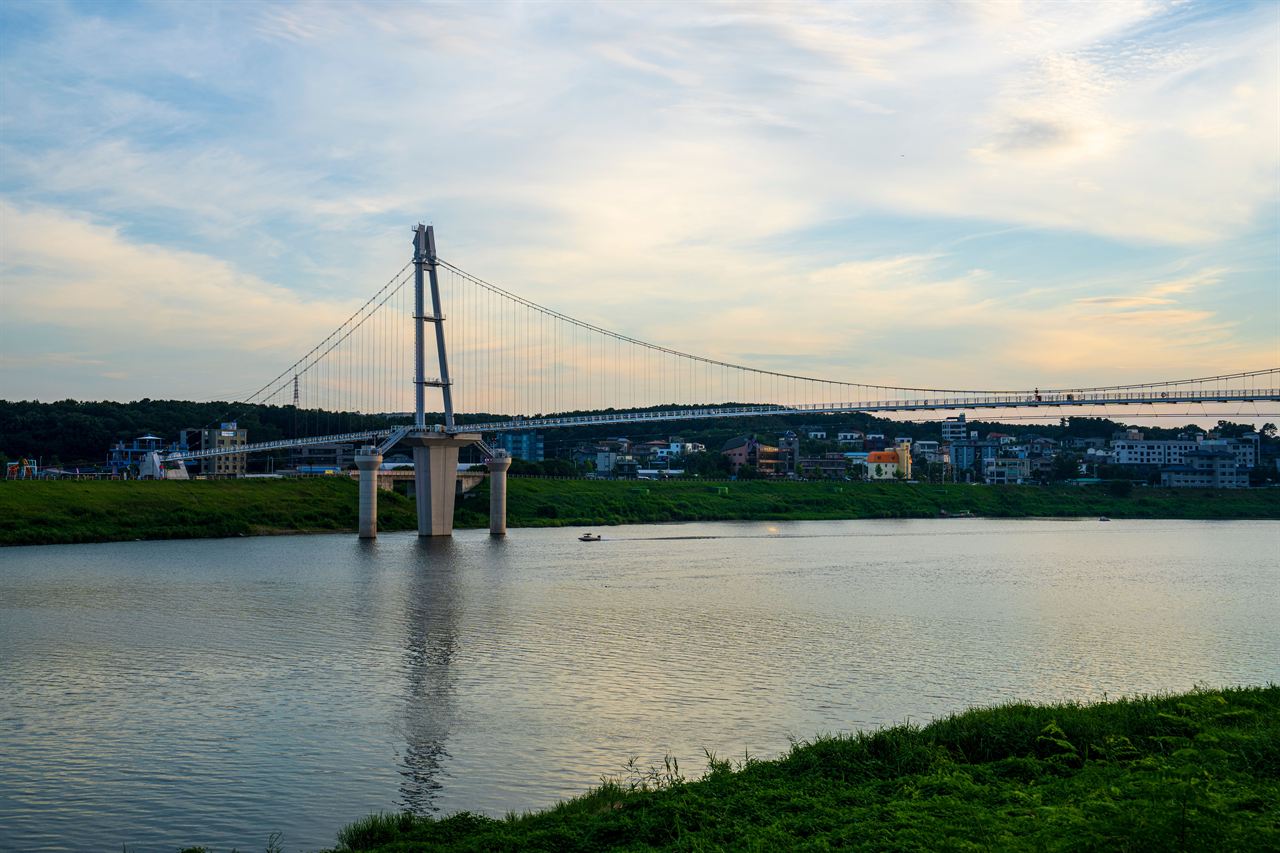 여주 남한강 출렁다리 관광사진