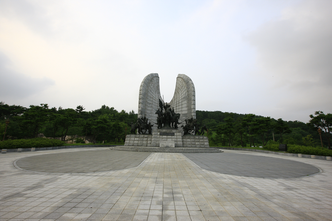 백제오천결사대 출정상