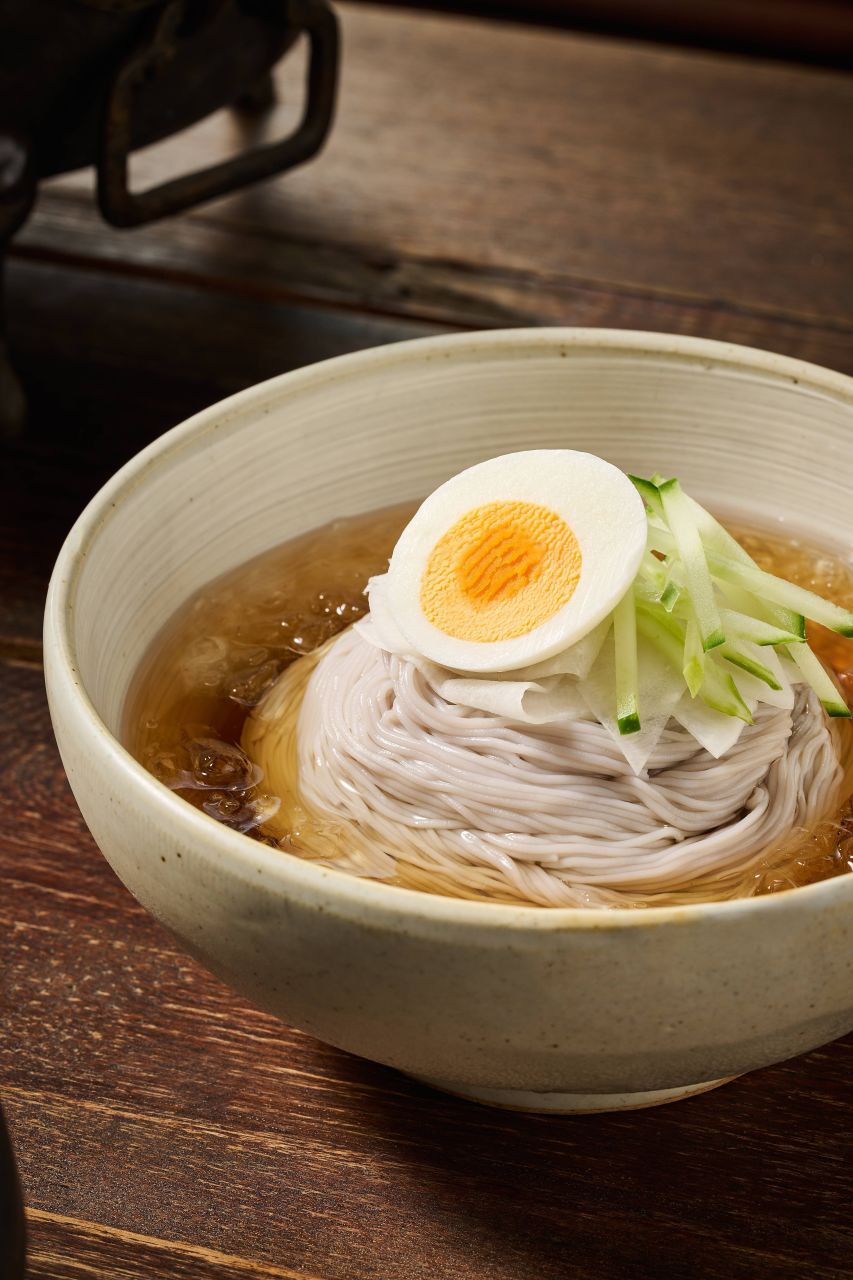 물냉면