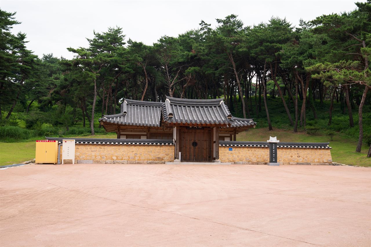 아산 이충무공묘