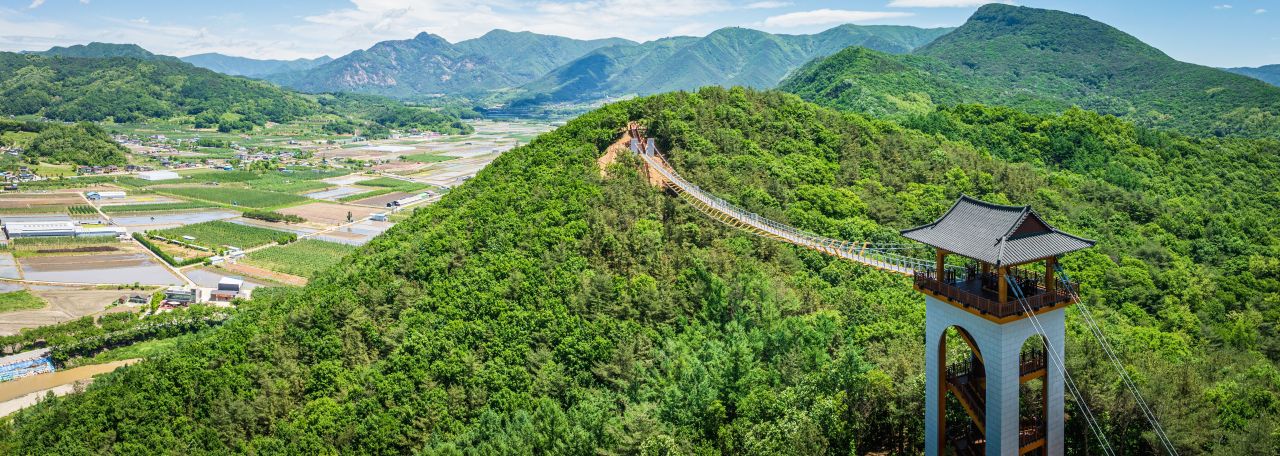 봉명산 출렁다리