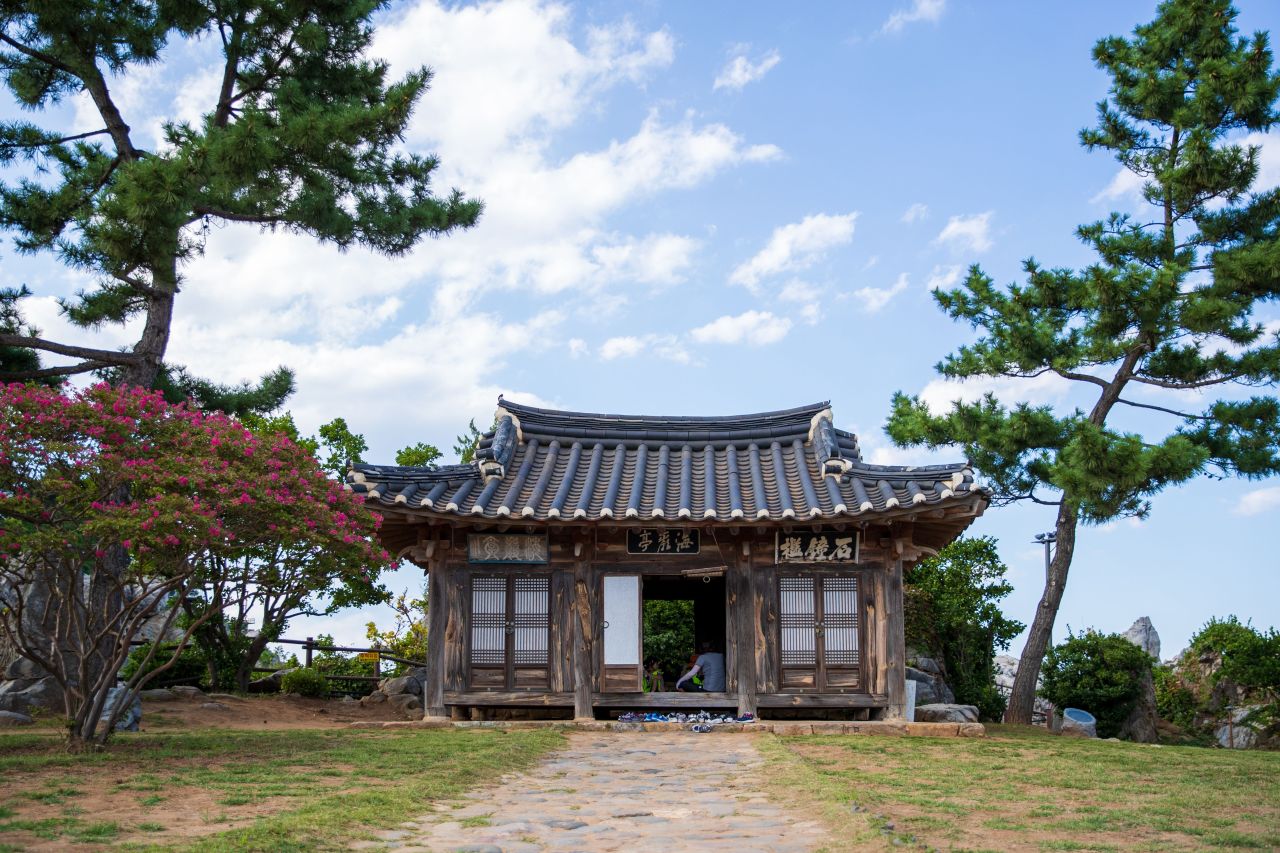 동해 해암정 representative photograph