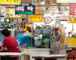 신림동 순대타운 풍경